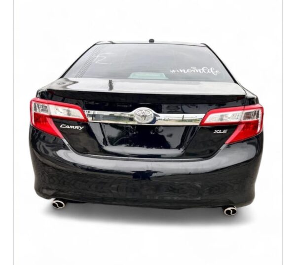 Camry XLE - Image 5