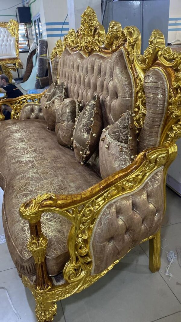 10 SEATERS CHAIR. WITH CENTER TABLE AND 2 SIDE STOOLS. PRIZE : 9. 3 M. REMAINING : 4 SETS.