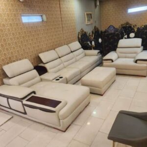 7 SEATERS CHAIR WITH CENTER TABLE. PRIZE : #7,200,000 REMAINING : 2 SETS.