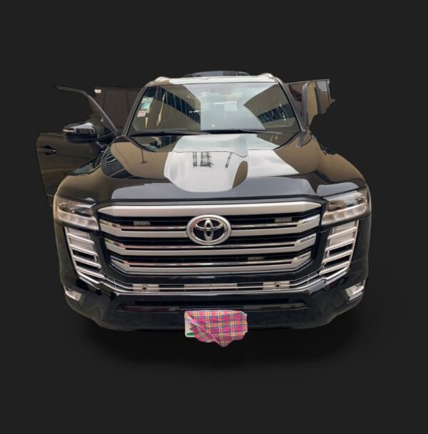 RANG ROVER VOGUE 2013 SOLD