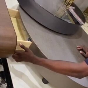 MAGIC CENTER TABLE. IT ROTATES 360%