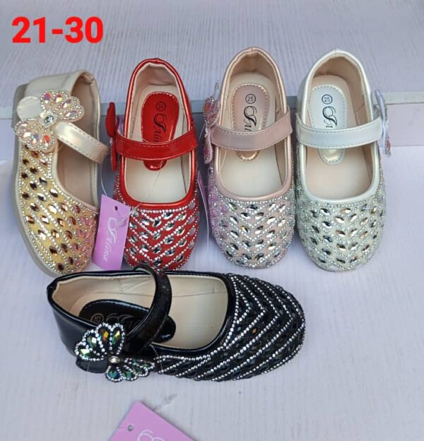 SHOES    SIZE 21-30    PRICE #24,500