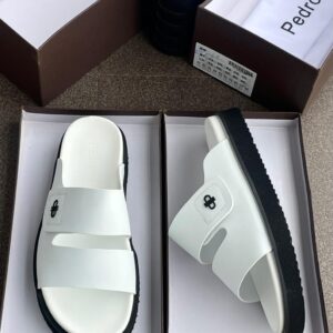 all⁩white angel is sweet 😍   40 to 46 available  56k only✅