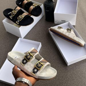 Burberry strap slippers available now  Size 40 to 46  Price 59k✅